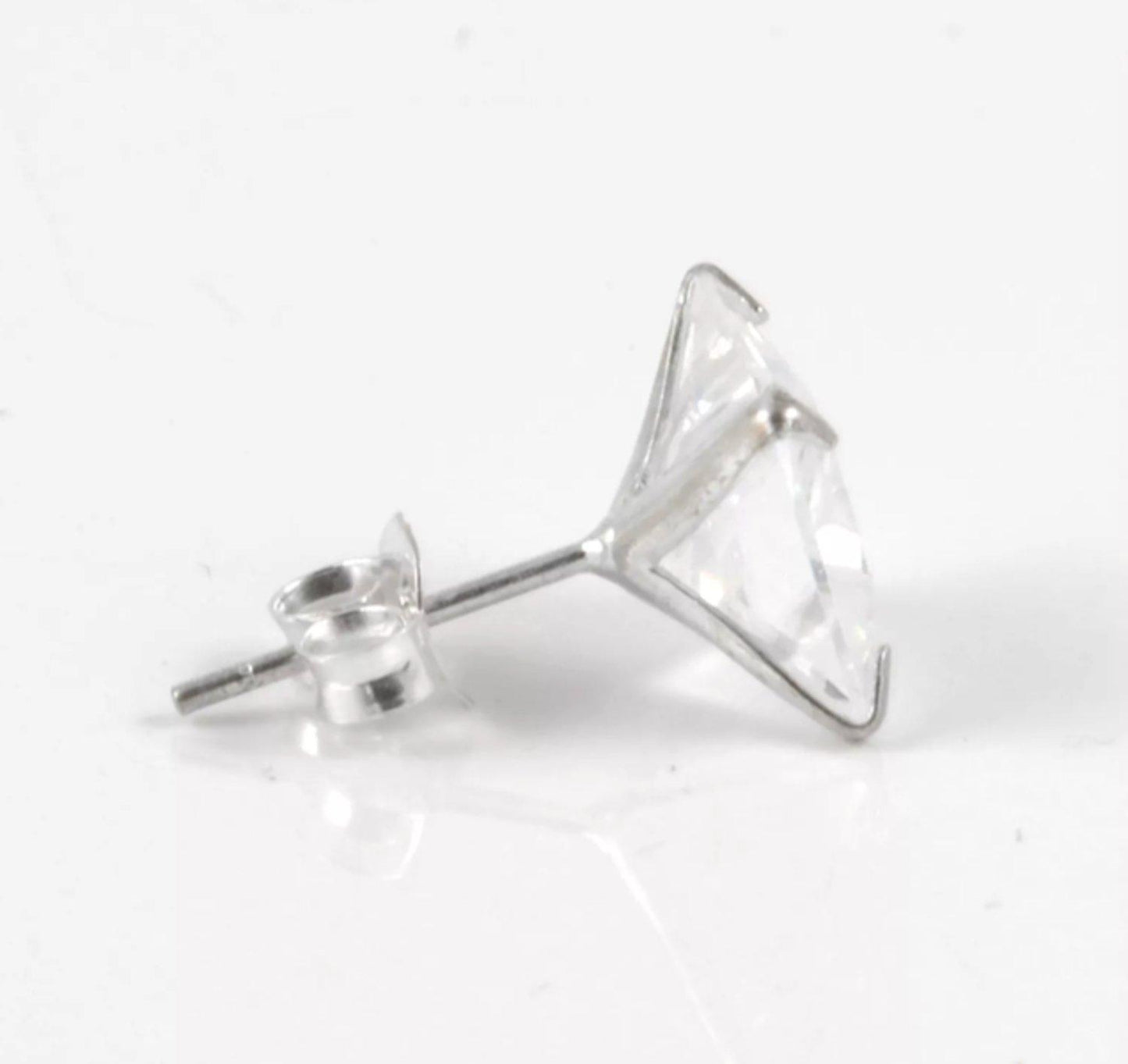 Bling-korvakorut - valkoinen kivi