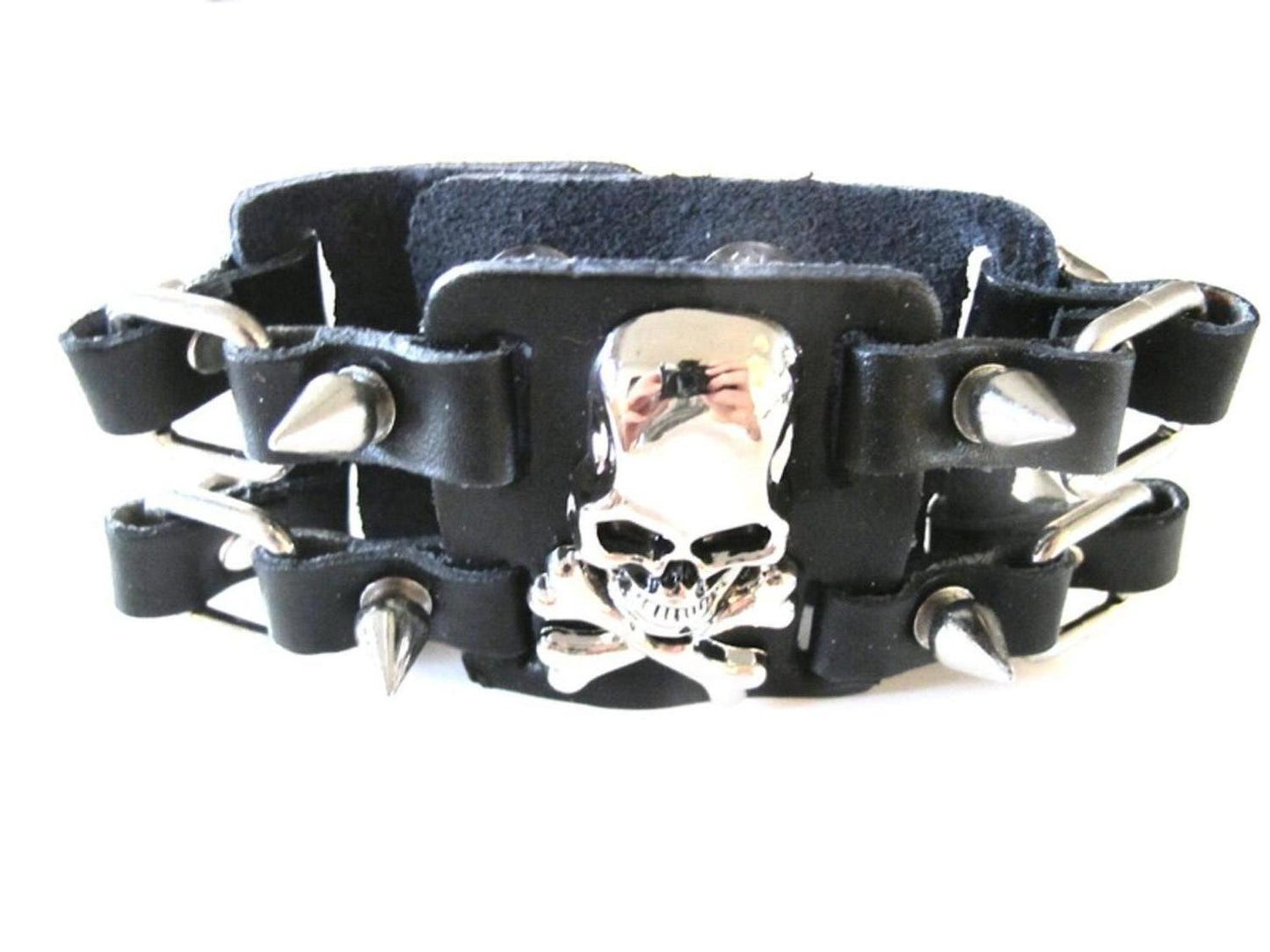 Läderarmband med nitar och spikes – produktbild – Hiprock
