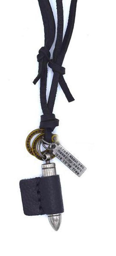 Läderhalsband med kula