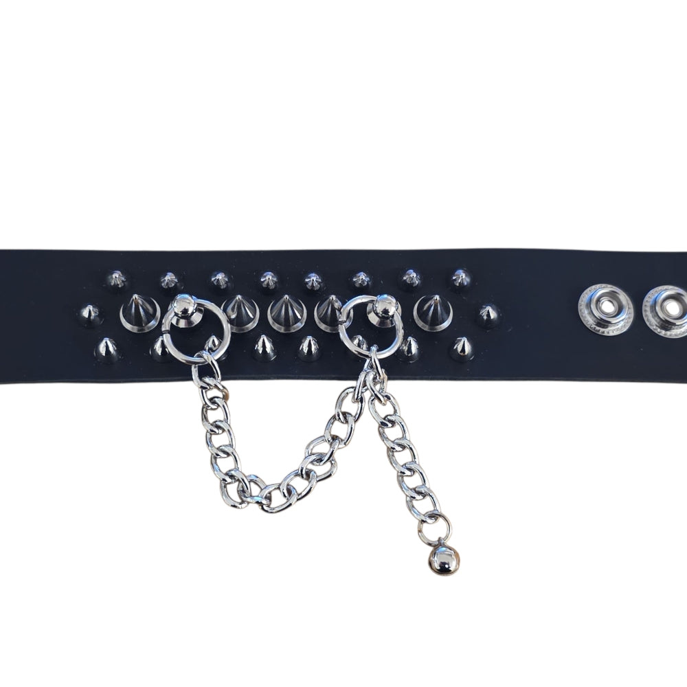 Nitarmband med kedjedetalj – svart läder