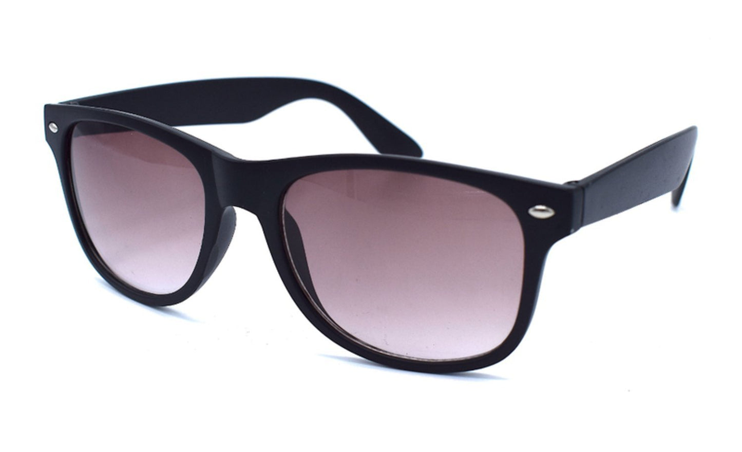 Klassiset retro-aurinkolasit