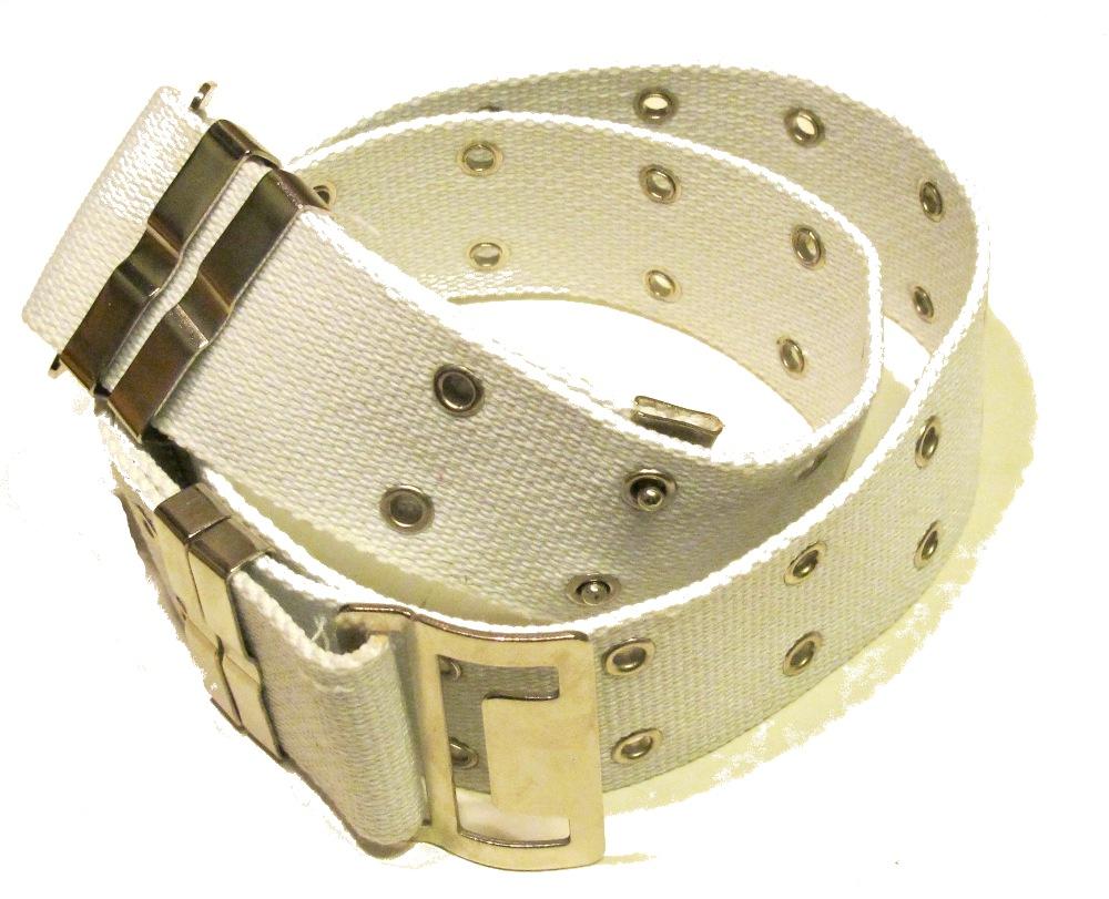 Valkoinen kangasvyö