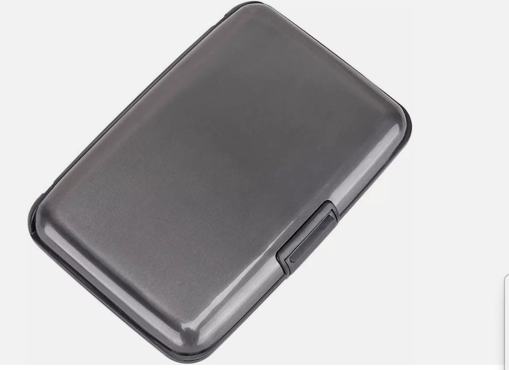 Korthållare med RFID-skydd – säker, kompakt och vattentålig