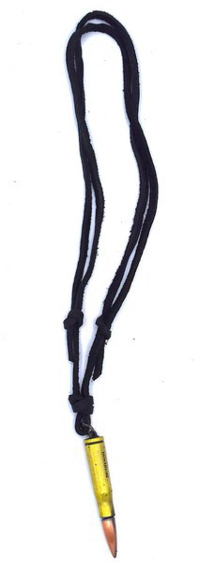 Bullet-nahkainen kaulakoru