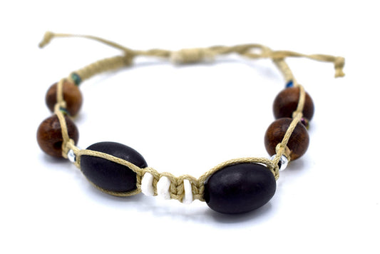 Helmirannekoru mustia ja ruskeita helmiä