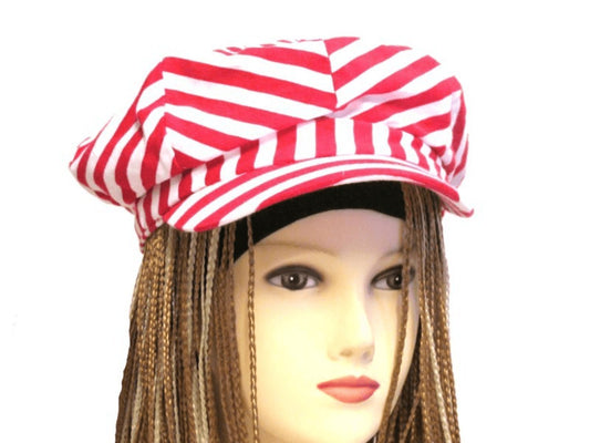 Raidallinen lippalakki