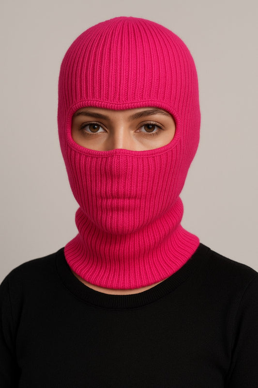 Rånarluva – Stickad Balaclava med Attityd