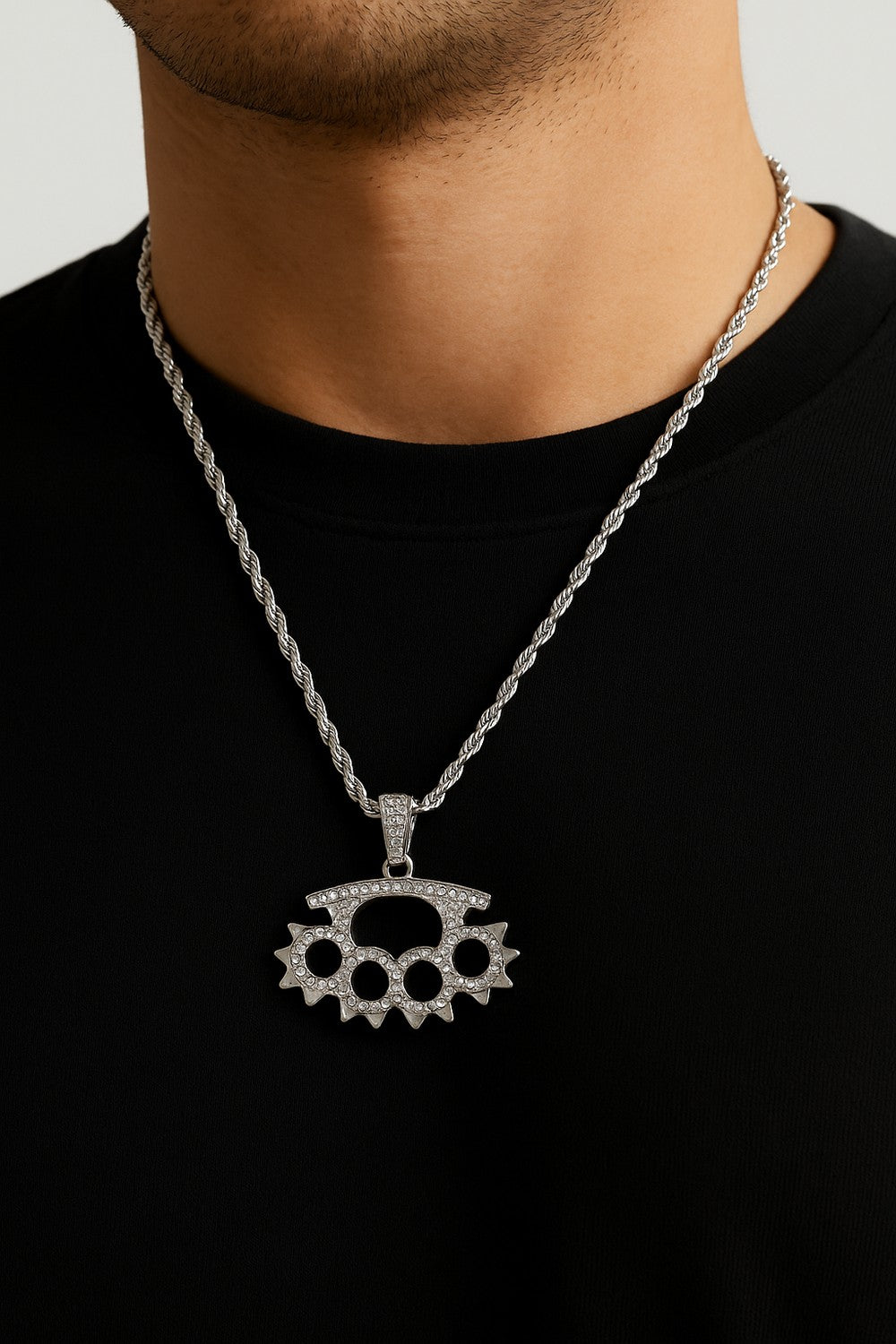 Silverfärgat Knogjärn Halsband med Strass