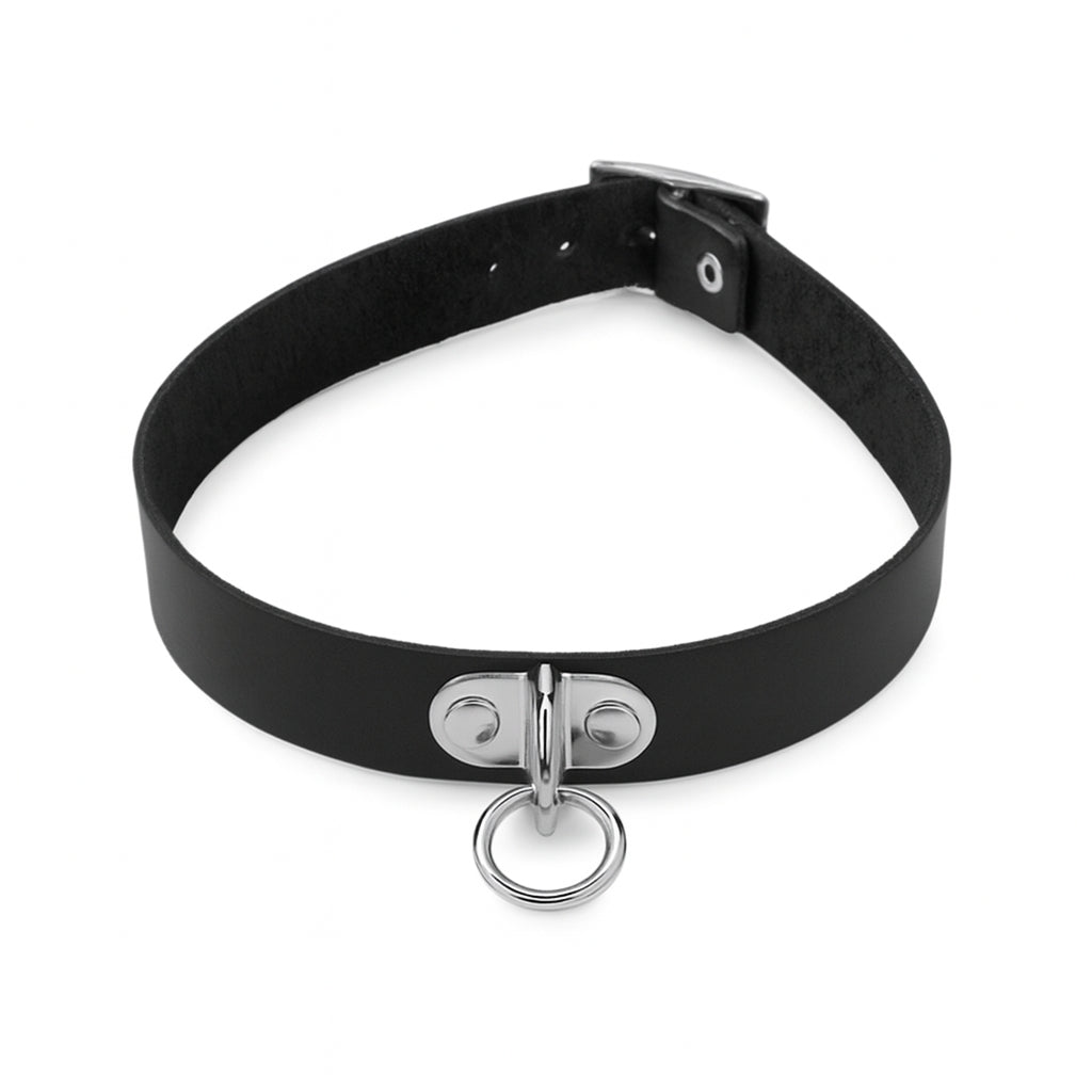 Svart choker med metallring –  produktbild – Hiprock