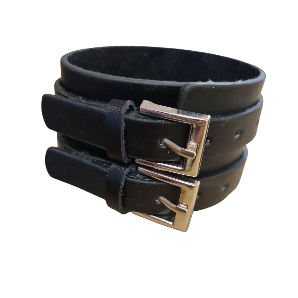 Svart läderarmband med dubbelrem
